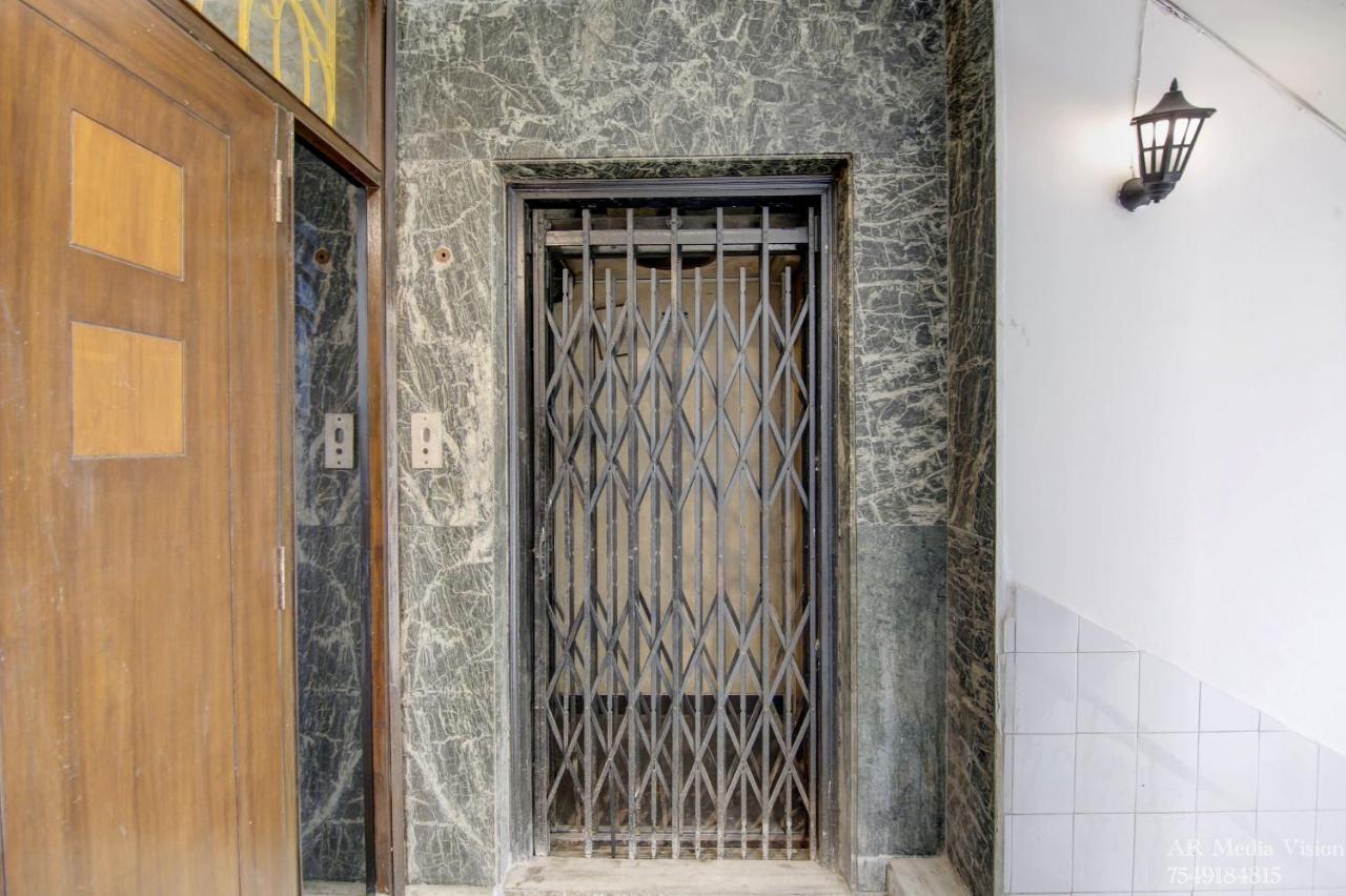 Lime Stays B&B Gk-2 At Greater Kailash Metro South Delhi Nearby Saket Select City New Delhi Exteriör bild