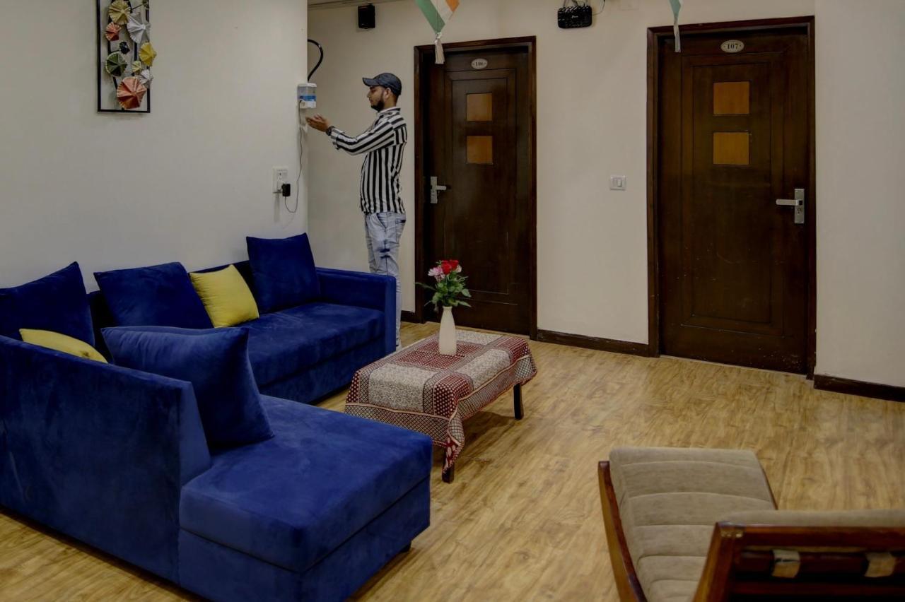 Lime Stays B&B Gk-2 At Greater Kailash Metro South Delhi Nearby Saket Select City New Delhi Exteriör bild