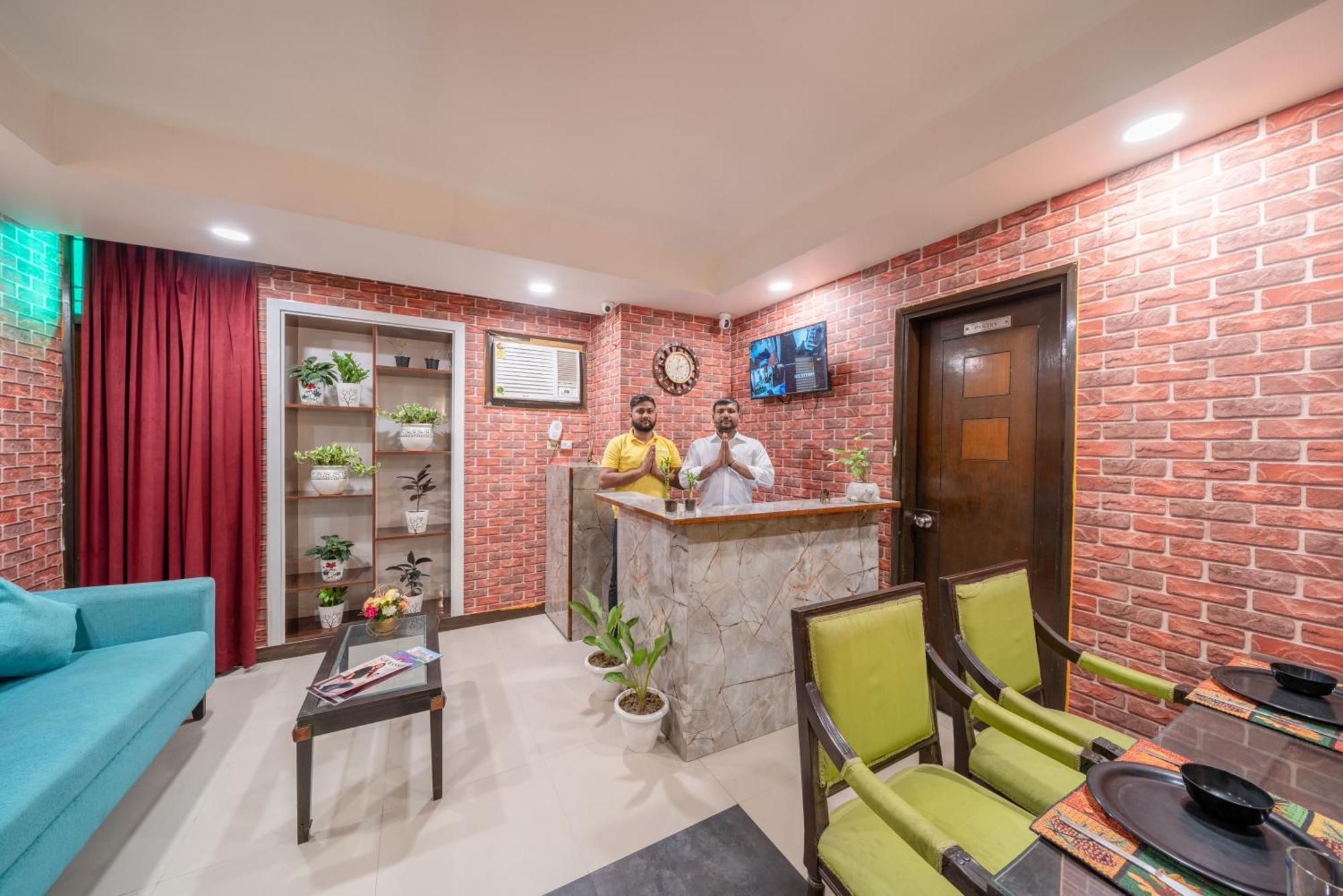 Lime Stays B&B Gk-2 At Greater Kailash Metro South Delhi Nearby Saket Select City New Delhi Exteriör bild